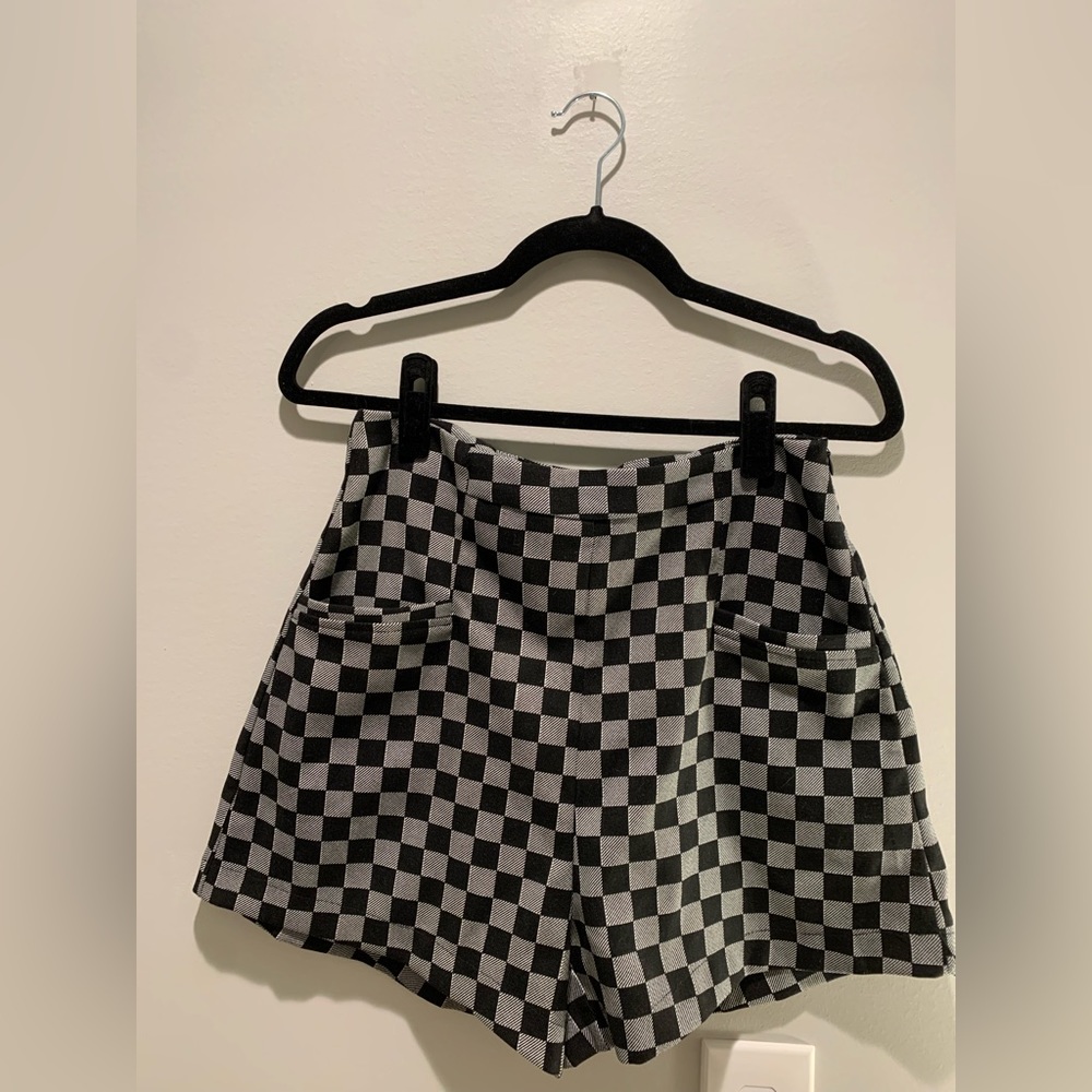 Glam Check Me Out Shorts NWT